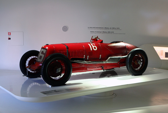 Maserati-Tipo-26