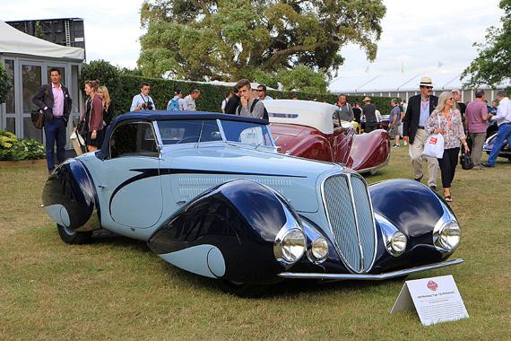 One of the 7 categories of the Cartier ‘Style et Luxe’ concours d’elegance was the ‘Art of Figoni et Falaschi’ in which all the cars presented  came from the museum of Peter Mullin in Oxnard, CA,  including this 1937 Delahaye 135 M cabriolet which spent most of its life in India.