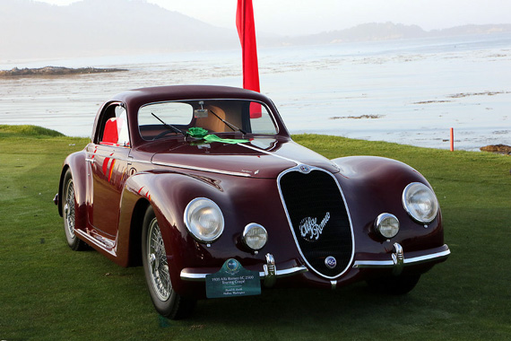 This Alfa Romeo 6C 2500 was first built with a Super Sport Spyder Corsa body and entered in races in Italy like the 1940 Mille Miglia. It is in 1941 that its second owner removed the Spyder Corsa body and commissioned this Touring coupé body instead.