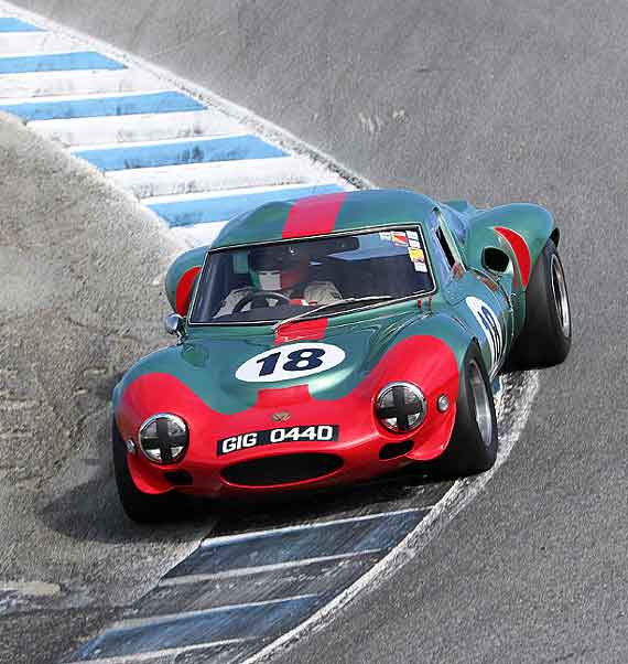 But the final word was for the 1966 Ginetta G12 driven by Brazilian Fred Della Noce.