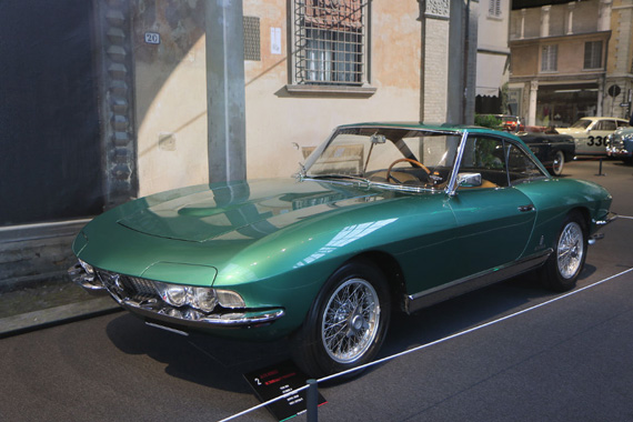 Another interpretation on the basis of the Alfa Romeo 2600, a coupe version form Pininfarina.  Only this one was built.