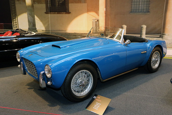 The Fiat 8V engine was also used by Siata for their 208 Motto spider.