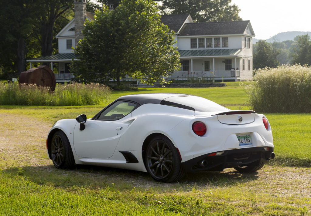 Alfa Romeo 4 C On the Road