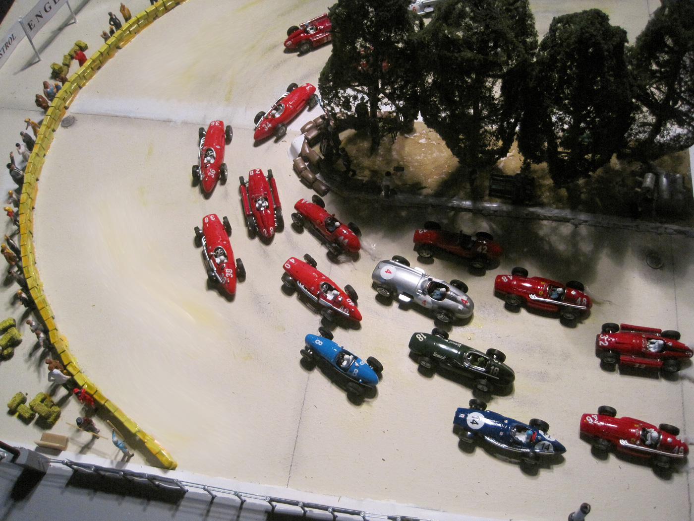 F1 Racing Track Motorsport 1:43 Scale Diorama Scenes - 4 different styles!