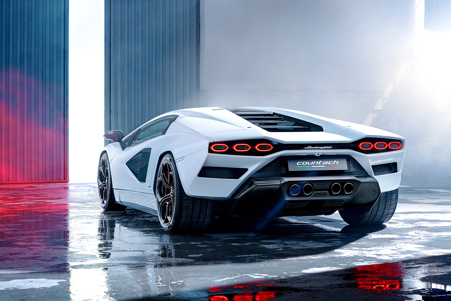 Lamborghini: At the Cutting Edge of Design V 2